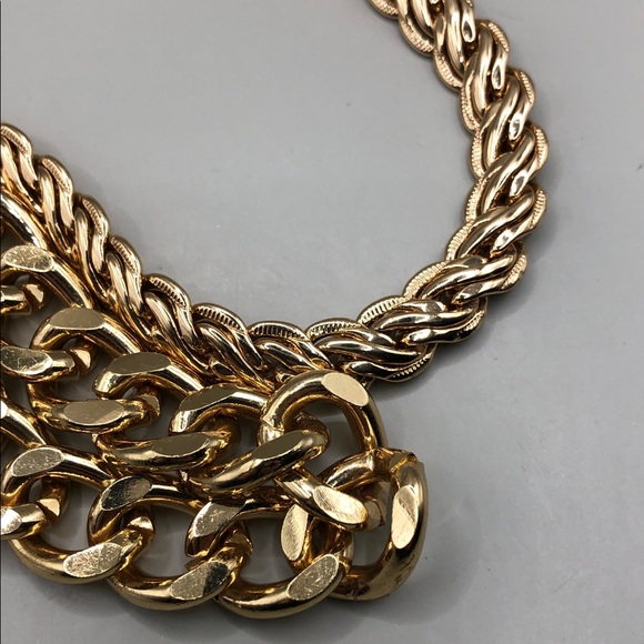 Gold tone chunky chain trendy costume jewelry necklaces bundle 2 layered look. - Picture 5 of 8